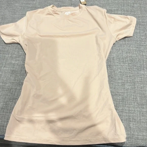 Skims Fit Everybody T-Shirt - Picture 5 of 8